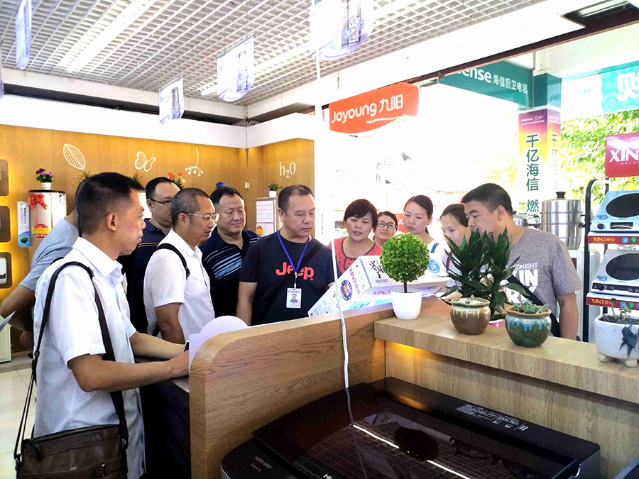省知识产权局在雅安市开展联合执法检查